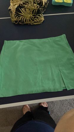 Women’s H&M mini skirt