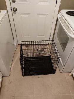 Top Paw 24 inch Double door folding Crate