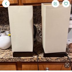 2 Lamps Nightstand 