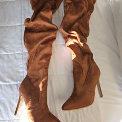 Boots Size 40  