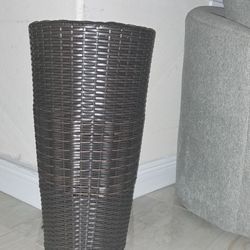 Wicker 24 " High Plant Holder