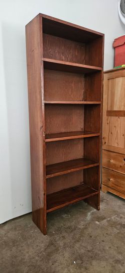 WOOD. SHELF. UNIT