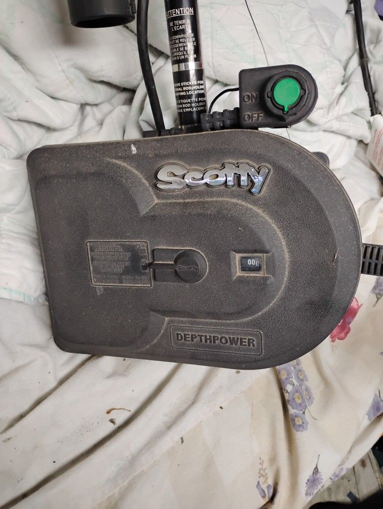 Scotty 1106 Depthpower Electric Downrigger Fishing
