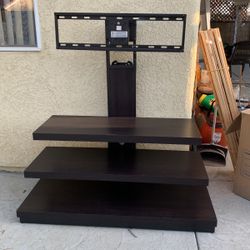 Use TV Stand 46 To 55 Inch TV Almost New 