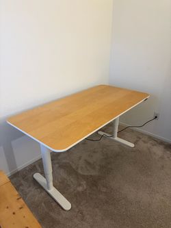IKEA Standing Desk (Electric)