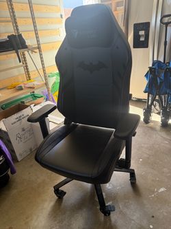 Secret Lab Batman Gaming Chair