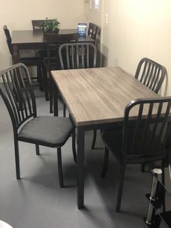 Dining Table w/ 4 Chairs