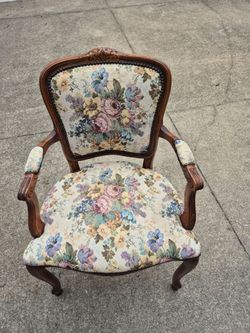 Vintage French provincial carved wood frame chair