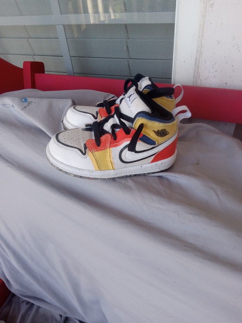 Jordan 1 Mid