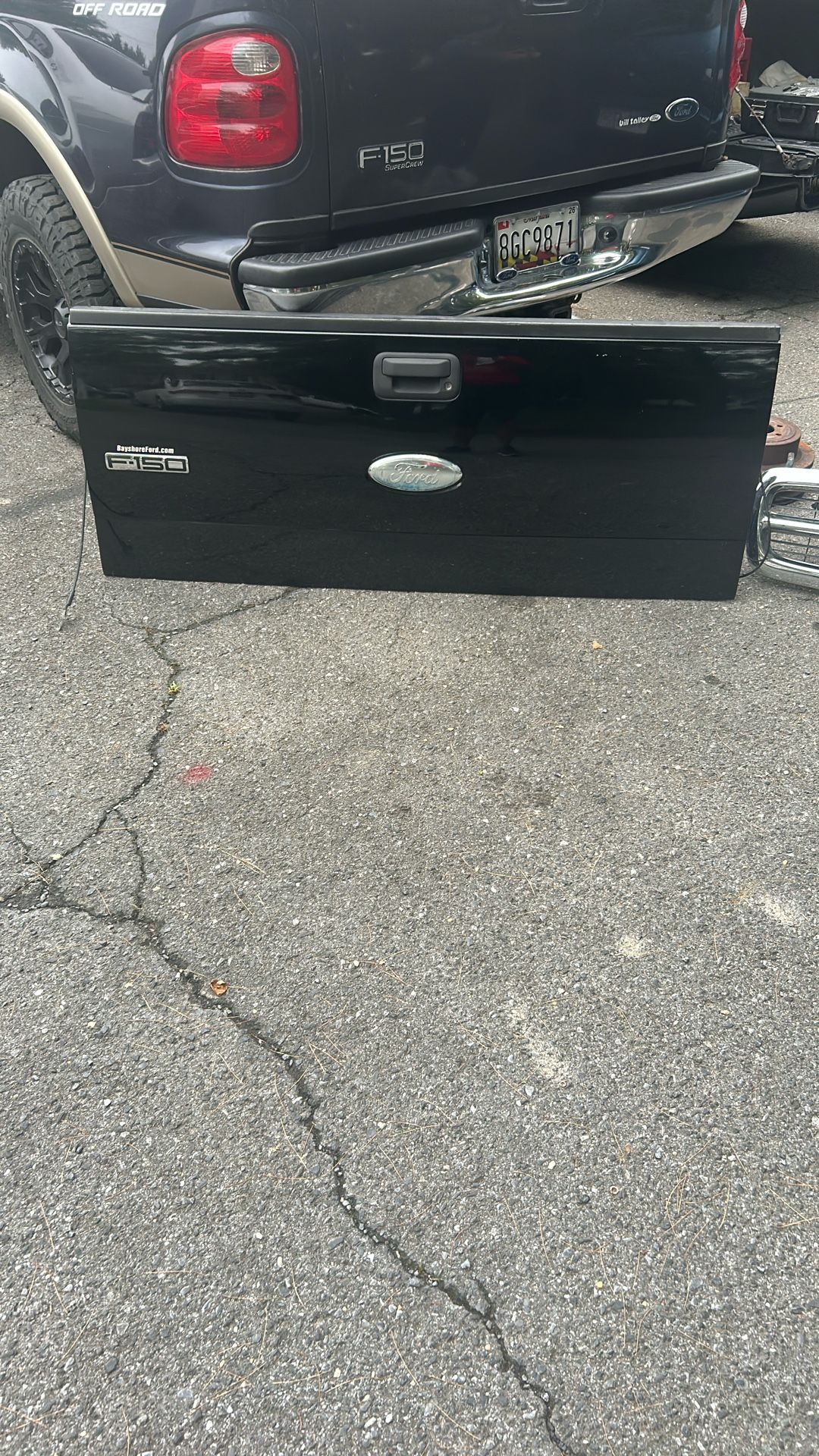 F-150 Gate
