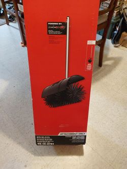 New Milwaukee M18 QUIK-LOK Bristle Brush Attachment
