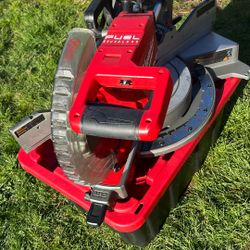 Milwaukee 12” Dual Bevel Compound Sliding Miter Saw Model 2739-20  Tool Only 