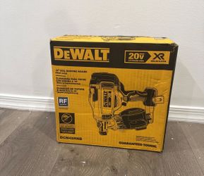 DEWALT DCN45RN 18V XR Cordless Roofing Coil Nail Gun (7505) New