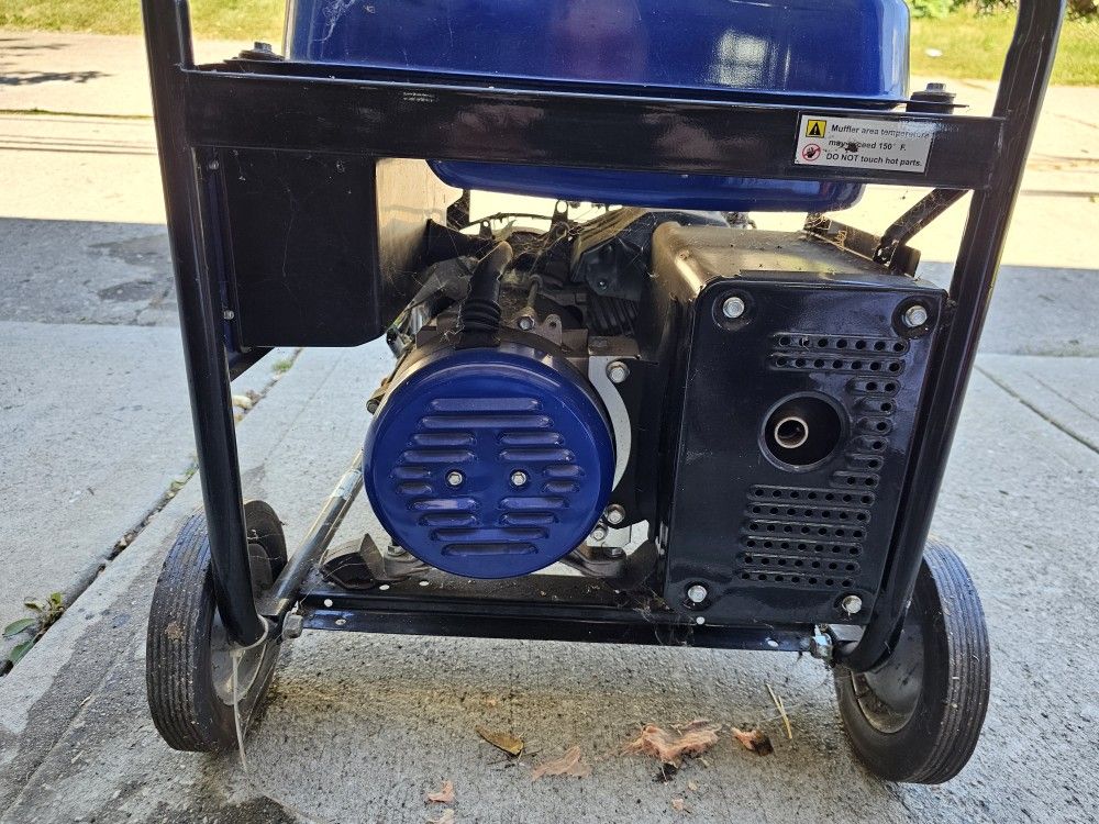 Wen 13hp Generator Gas 5500 Watts for Sale in Chicago, IL OfferUp
