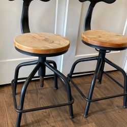 2 Chairs/Bar Stools - Height Adjustable 