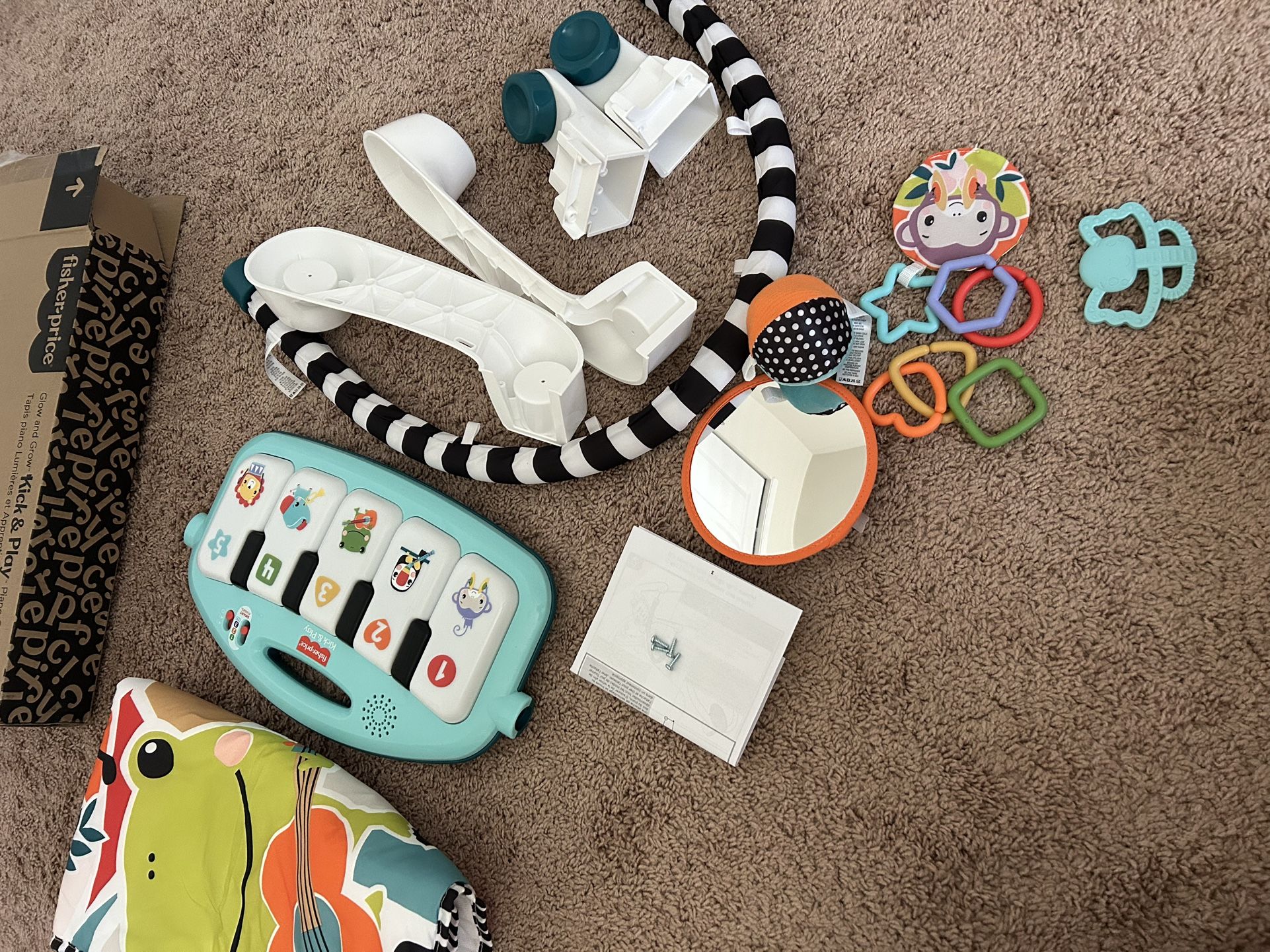 Fisher-Price Baby Playmat