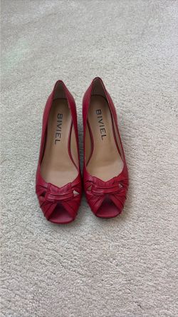 women’s Red Dress Shoes, Size 8 leather Shoe