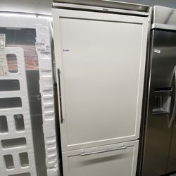 Panel Ready Viking Built In 36” Bottom Freezer Fridge