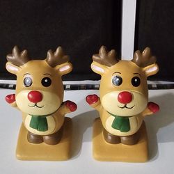 Winter Christmas Reindeer Figurines (2)