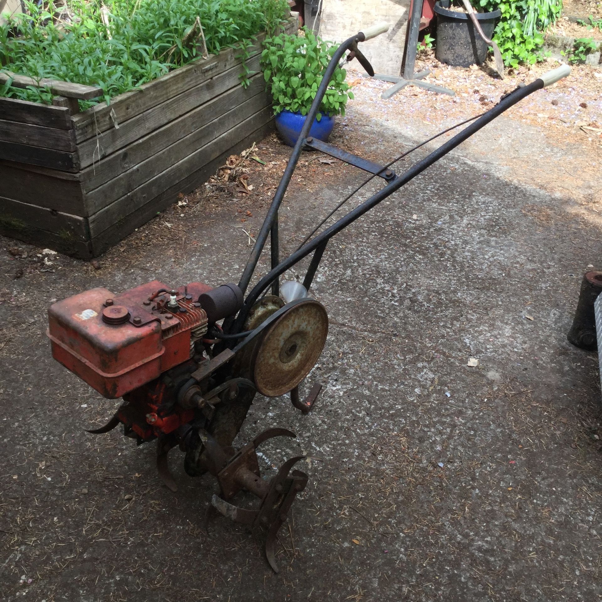 Tiller Briggs Works