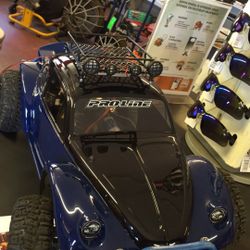 Traxxas Slash 4x4