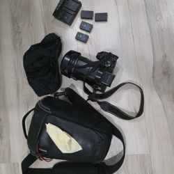 Nikon COOLPIX P1000 Camera Bundle - 125x Zoom