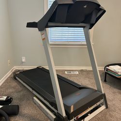 Sunny Smart Treadmill w/Incline