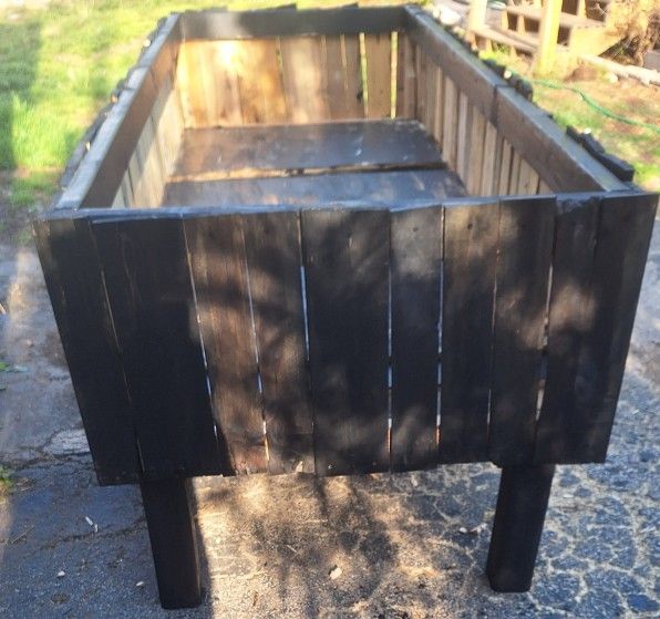 Raised wooden Garden Bed