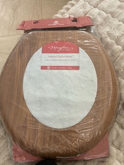 Toilet seat
