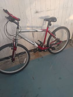MAGNA  Bike. 21. Speed. #26