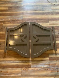 Saloon Doors