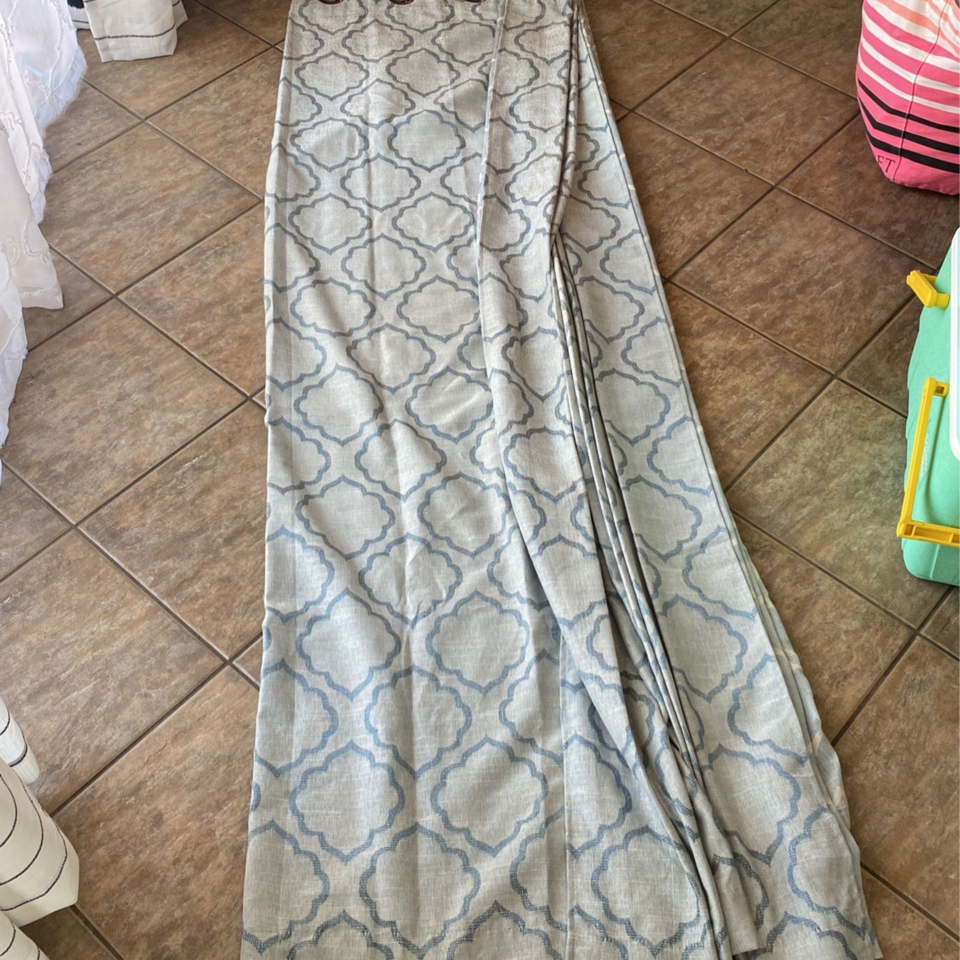 Curtains x4 Panels