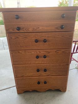 Dresser