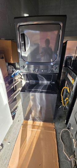 GE STACKABLE 27 INCHES WASHER AND DRYER FULL SIZE