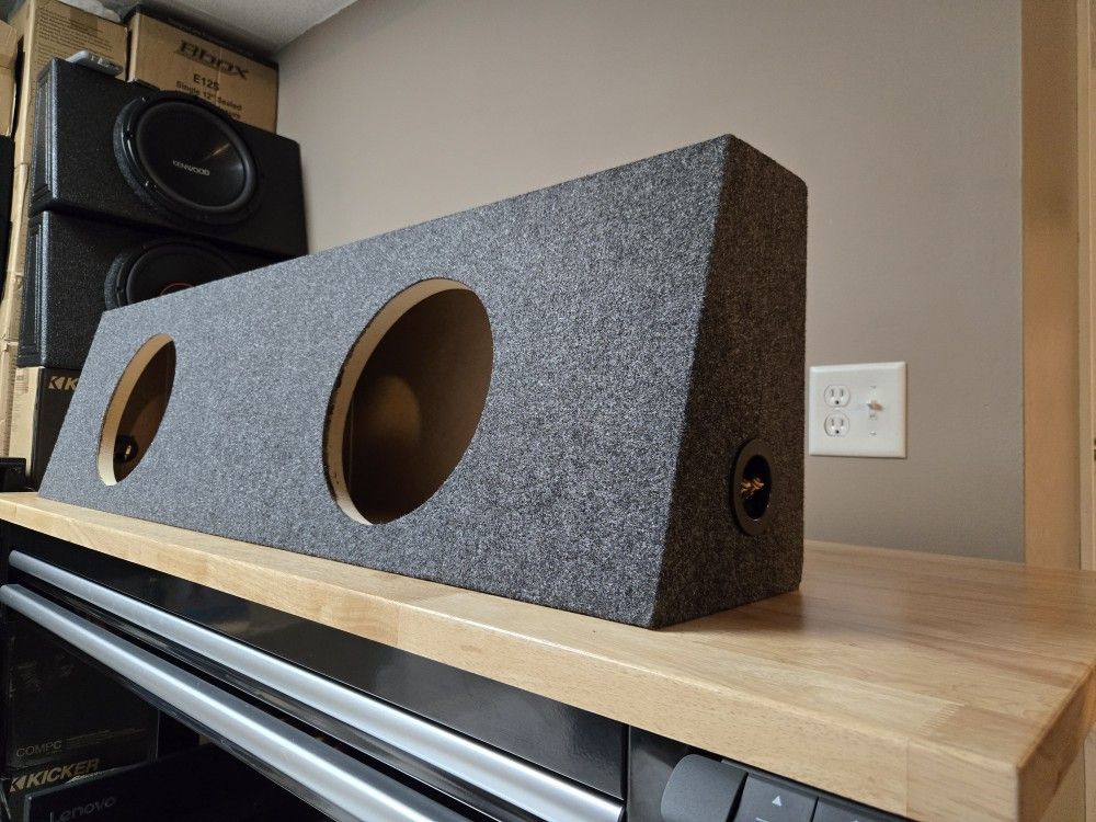 Brand New 10" Subwoofer Sealed Enclosure 