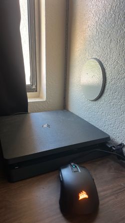 PS4 slim