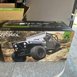 Axial SCX10 III Jeep CJ-7 RTR 4WD RC Truck Rock Crawler (Red) w/DX3 2.4GHz Radio