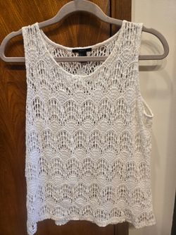 Ladies new top from Forever 21 size large $12