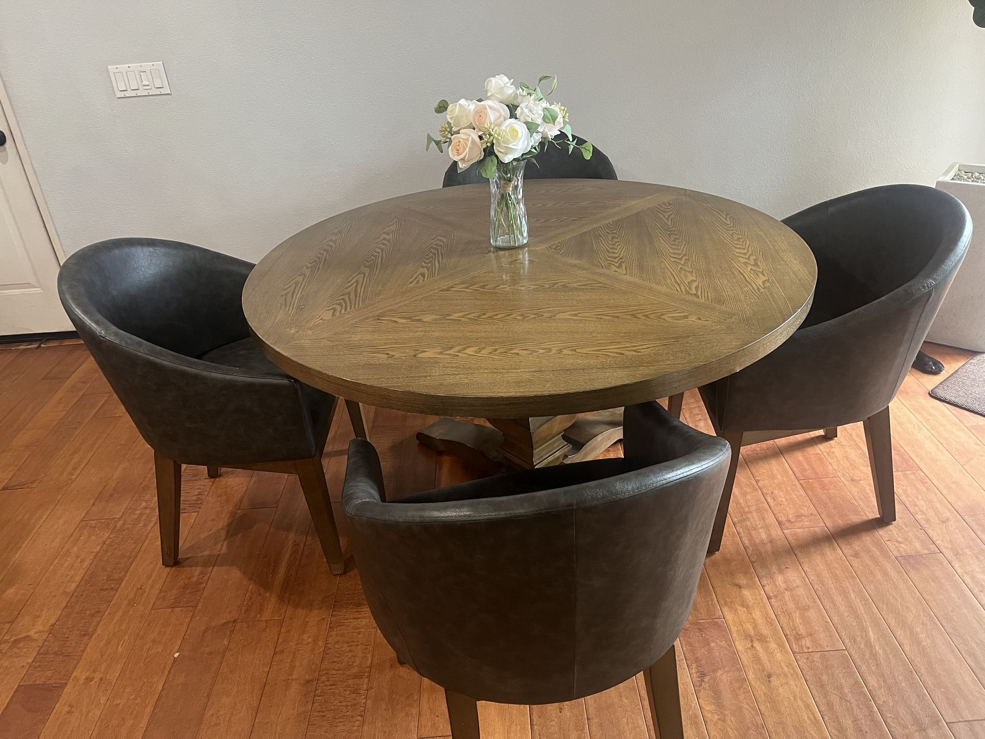 Dining Table 4 Chairs