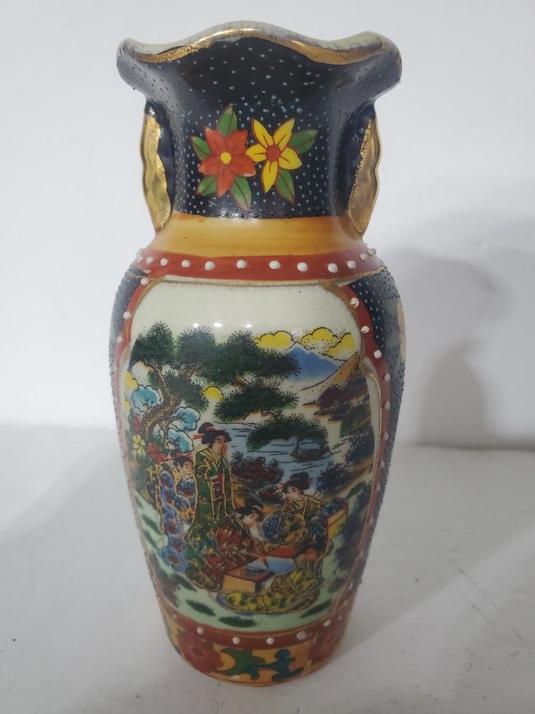 Japanese Art Vase