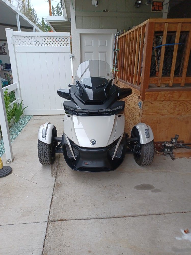 2021 Can-am Spider RT