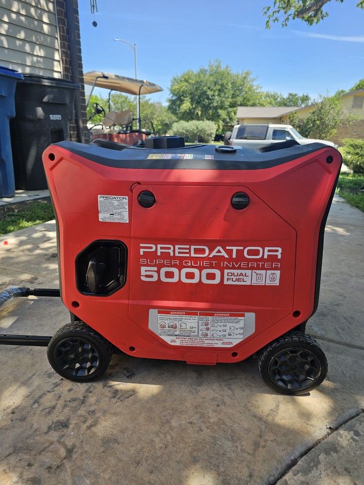 PREDATOR 5000 Watt Dual-Fuel SUPER QUIET Inverter Generator with Remote Start and CO SECURE Technology