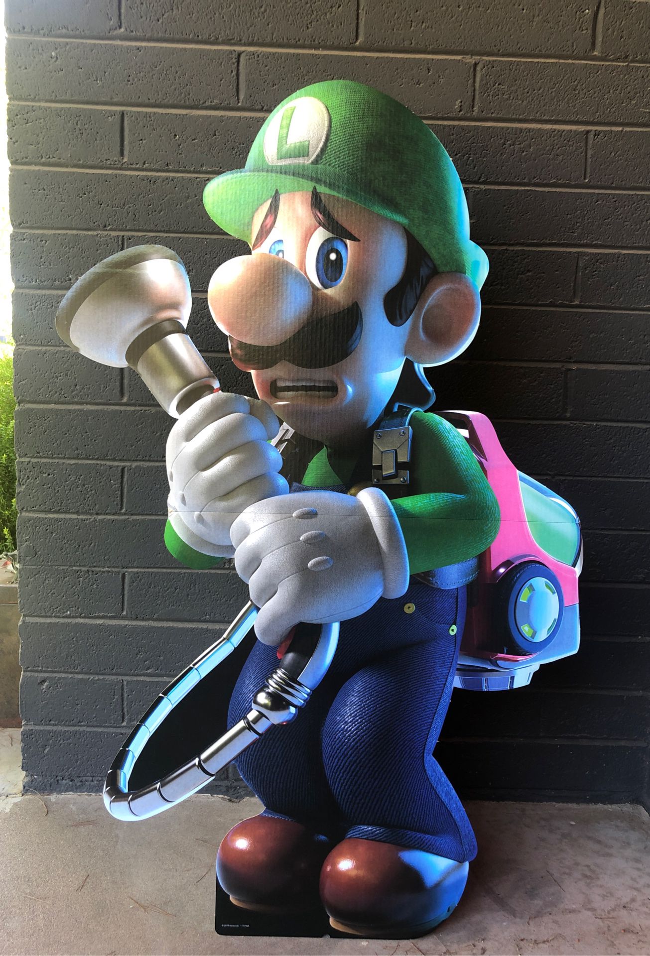 Nintendo Luigi’s Mansion 3 cardboard stand up promo