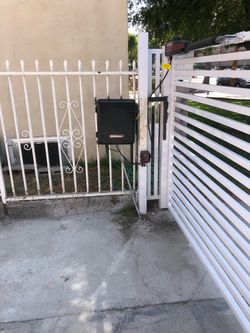 Electric gate stops halfway or won’t close? Same-day help for motor