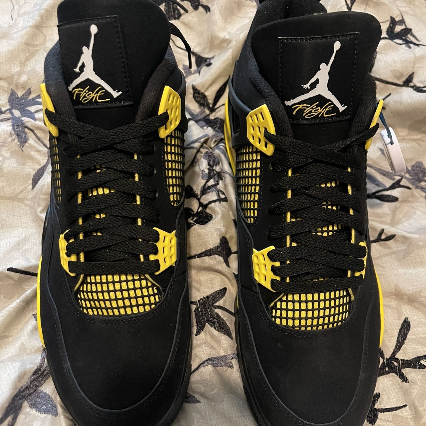 Air Jordan 4 Retro Thunder 2023 Men 