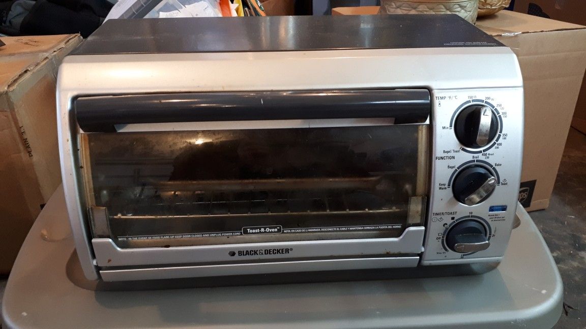 Black & Decker Toast-R-Oven w/Tray