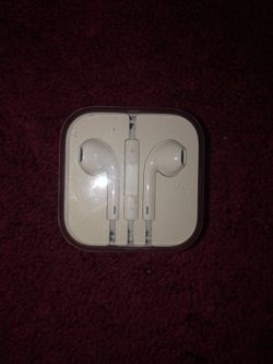 Apple Earphones