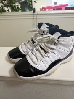 Jordan 11s GS sz 5