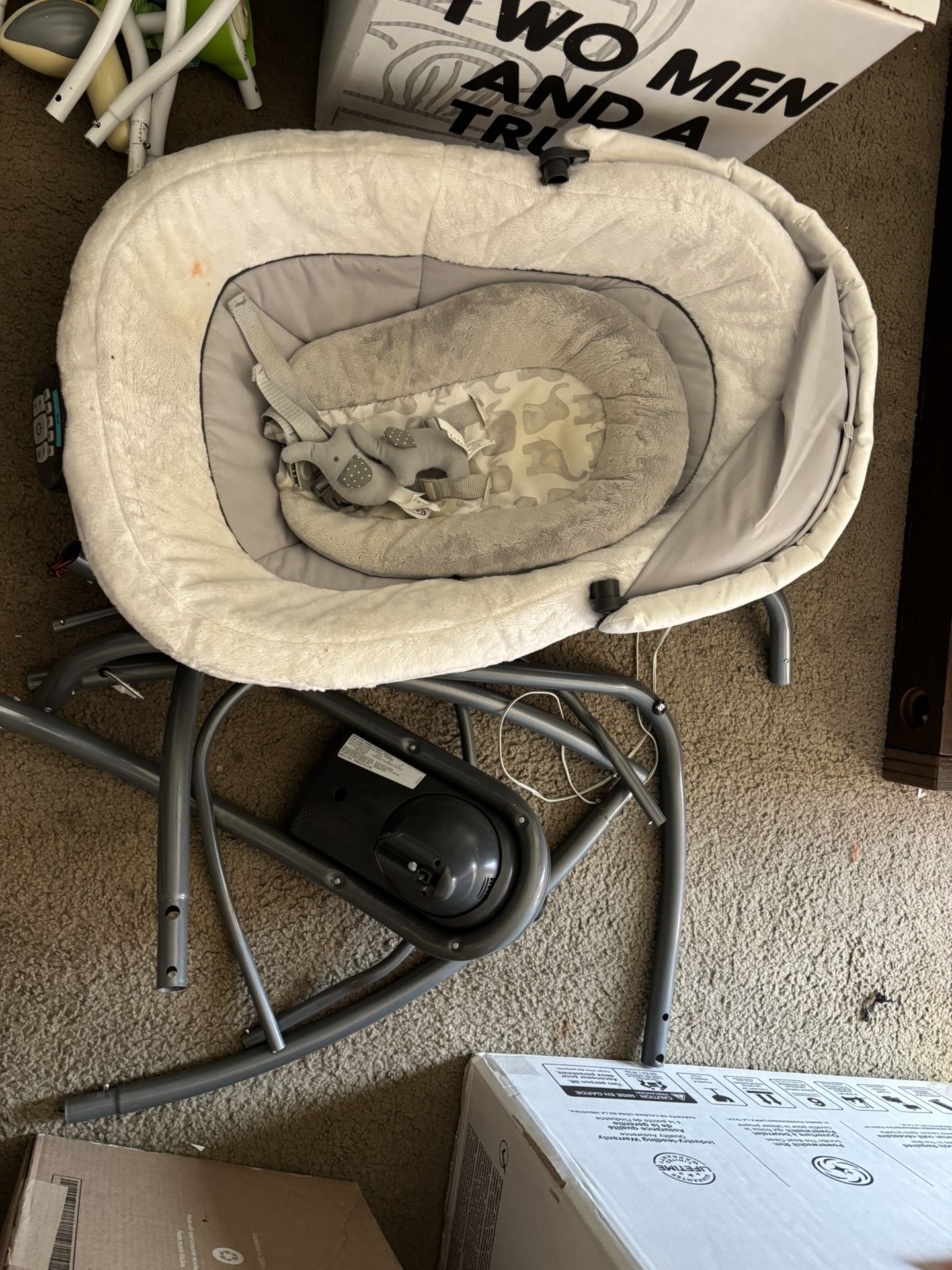 Graco Baby Swing