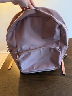 Lululemon Everywhere Backpack rose color